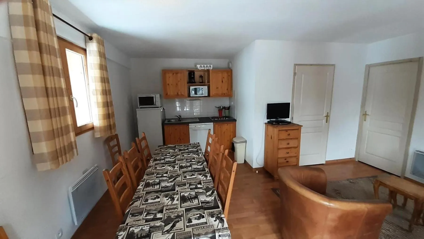 Chalets De Florence - 4 Pieces Centre Station 6/8 Personnes Mae-2916 Modane 0*,  France